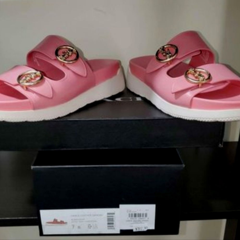 New coach sandals size 7
